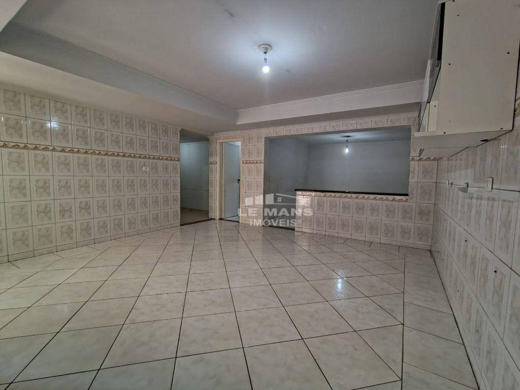 Casa à venda com 6 quartos, 296m² - Foto 29