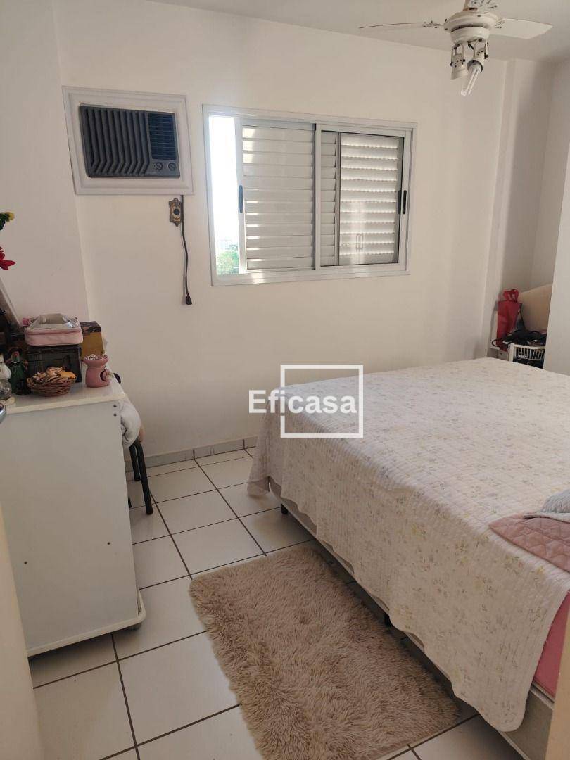 Apartamento à venda com 2 quartos, 77m² - Foto 7