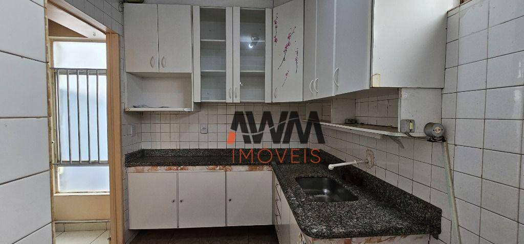 Apartamento à venda com 2 quartos, 68m² - Foto 9