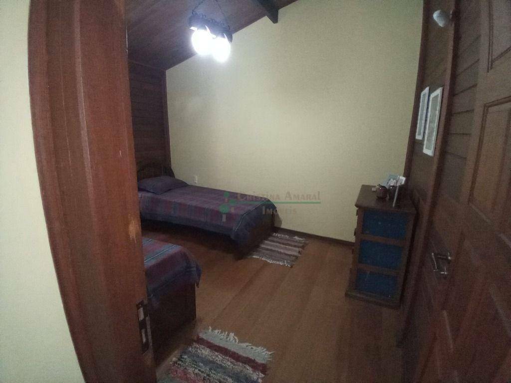 Casa à venda com 3 quartos, 80m² - Foto 16