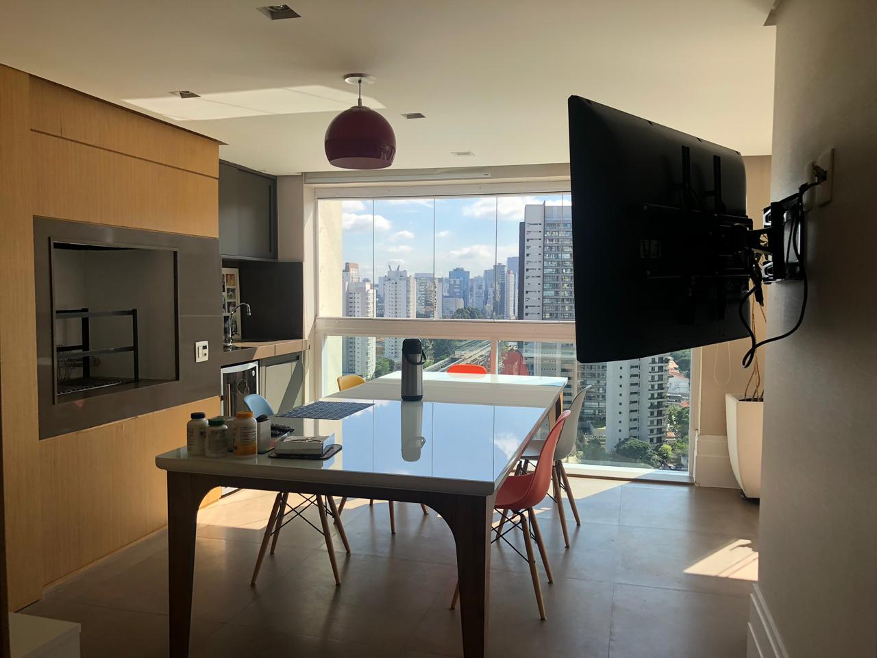 Apartamento à venda com 3 quartos, 206m² - Foto 7