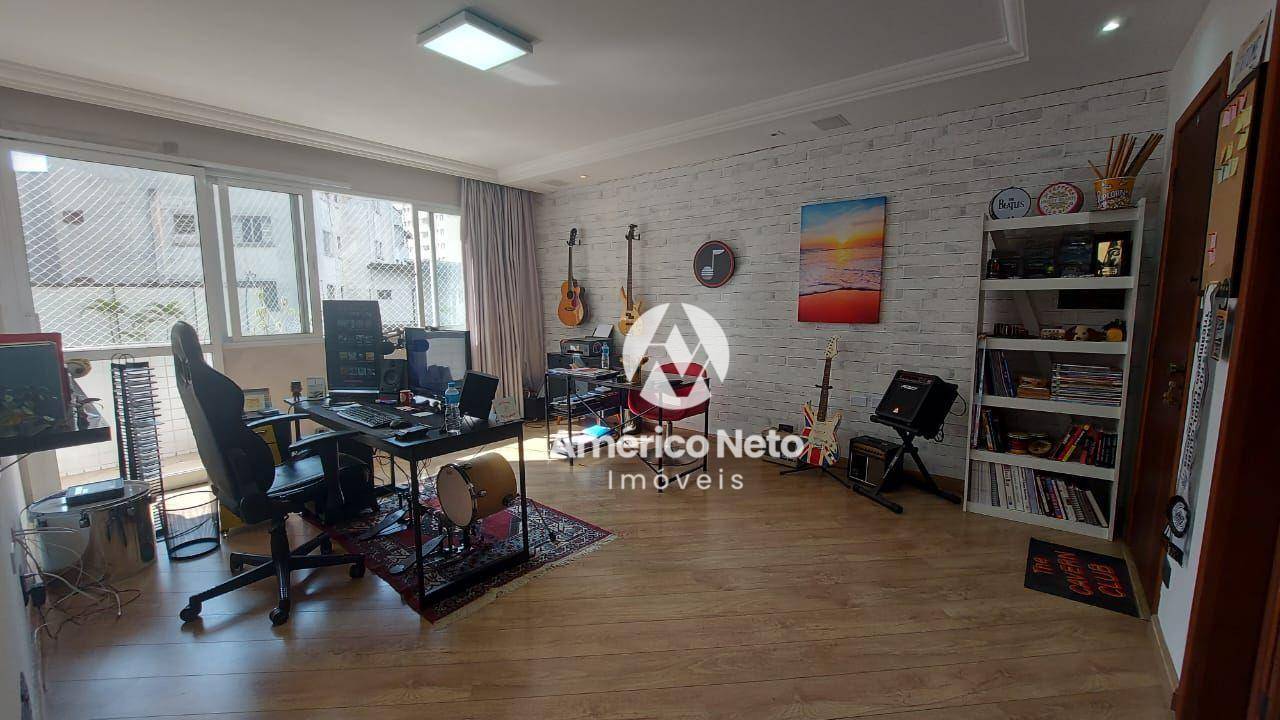 Apartamento à venda com 3 quartos, 116m² - Foto 1