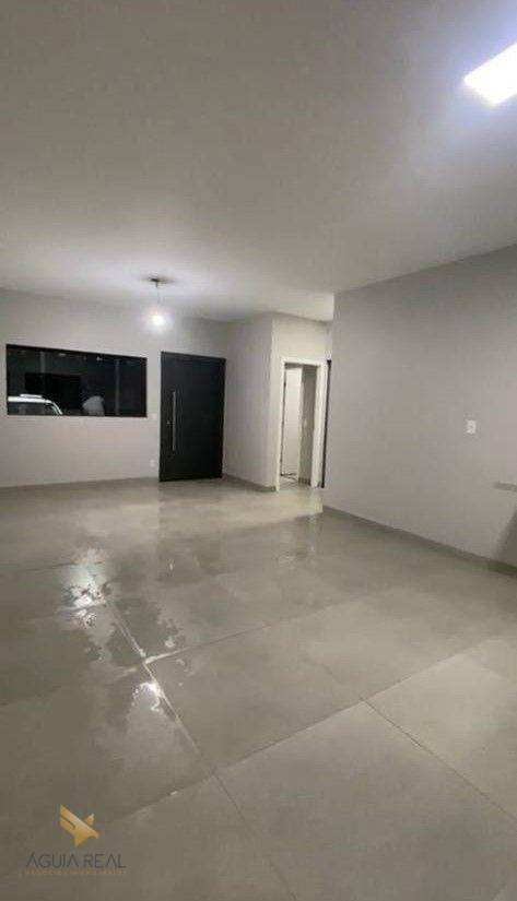 Casa à venda com 2 quartos, 96m² - Foto 3