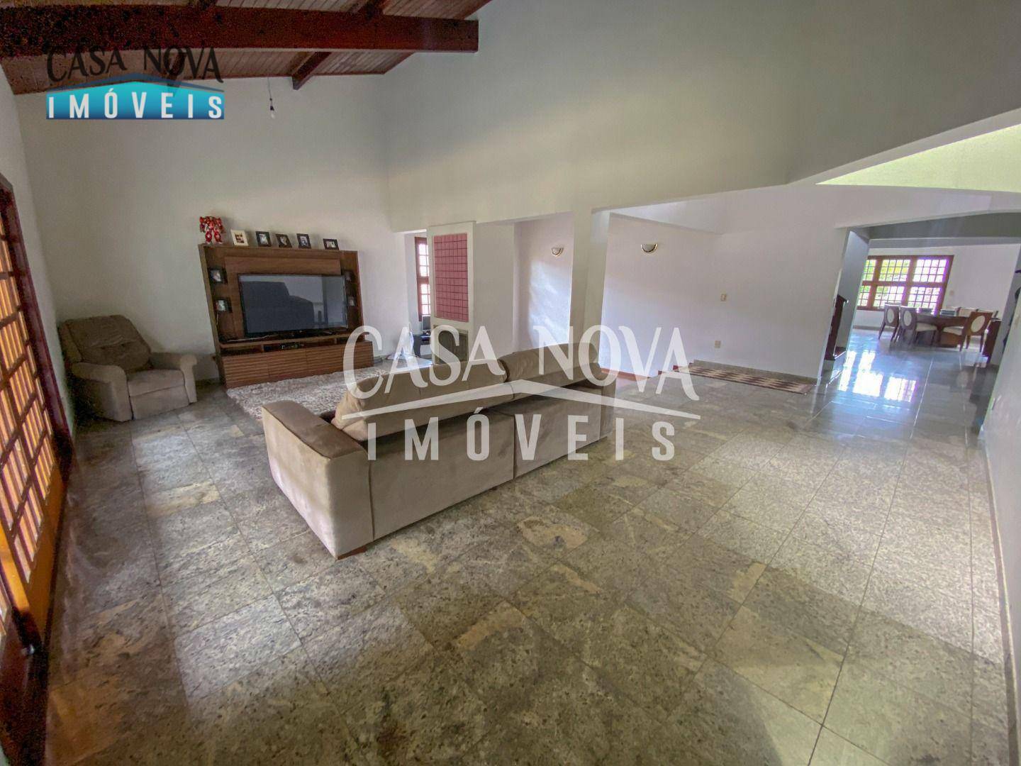 Casa de Condomínio à venda com 4 quartos, 450m² - Foto 4