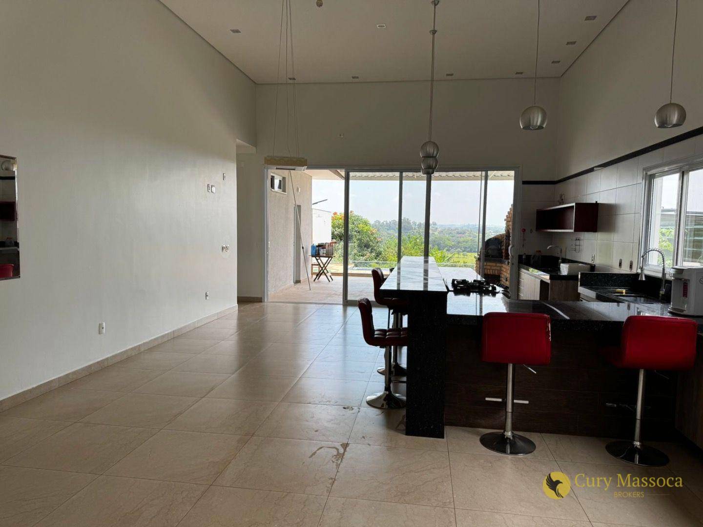 Casa de Condomínio para alugar com 4 quartos, 290m² - Foto 10