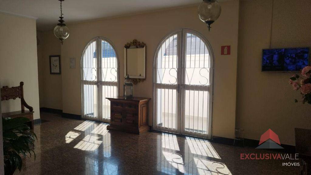 Apartamento à venda com 2 quartos, 80m² - Foto 13