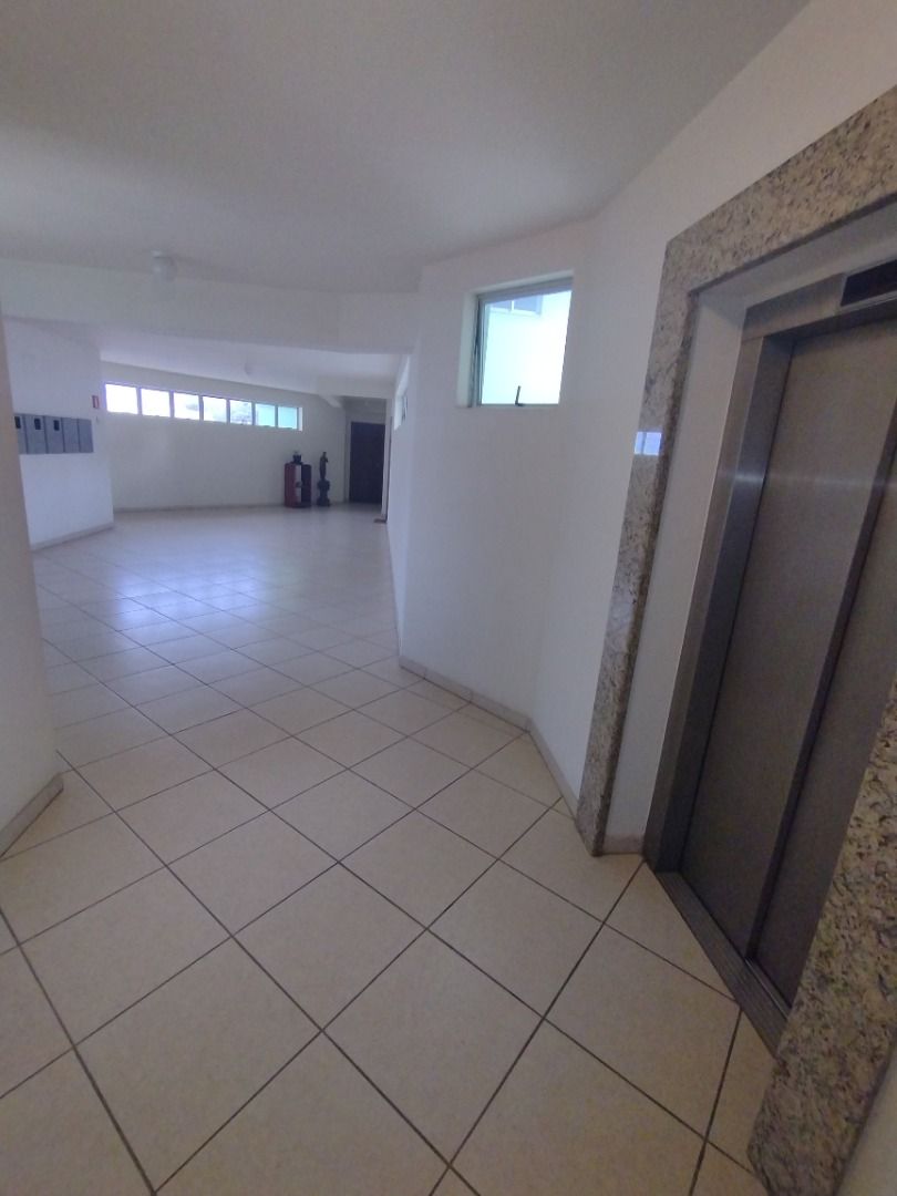 Apartamento à venda com 3 quartos, 127m² - Foto 15