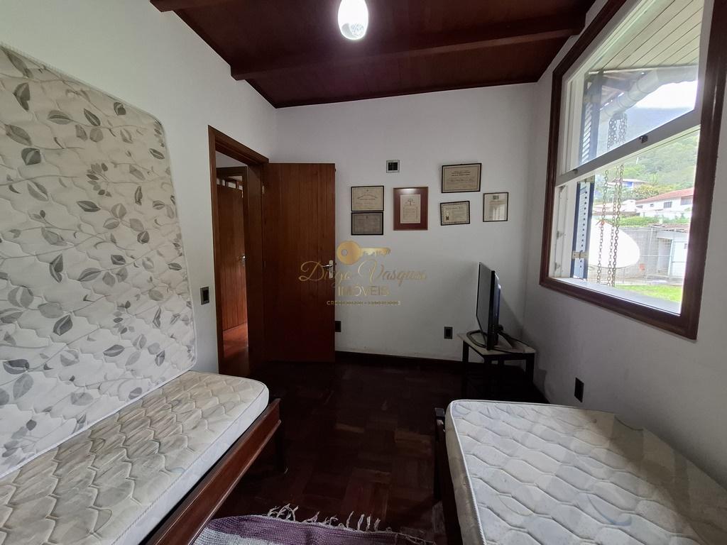 Casa à venda com 10 quartos, 5000m² - Foto 25