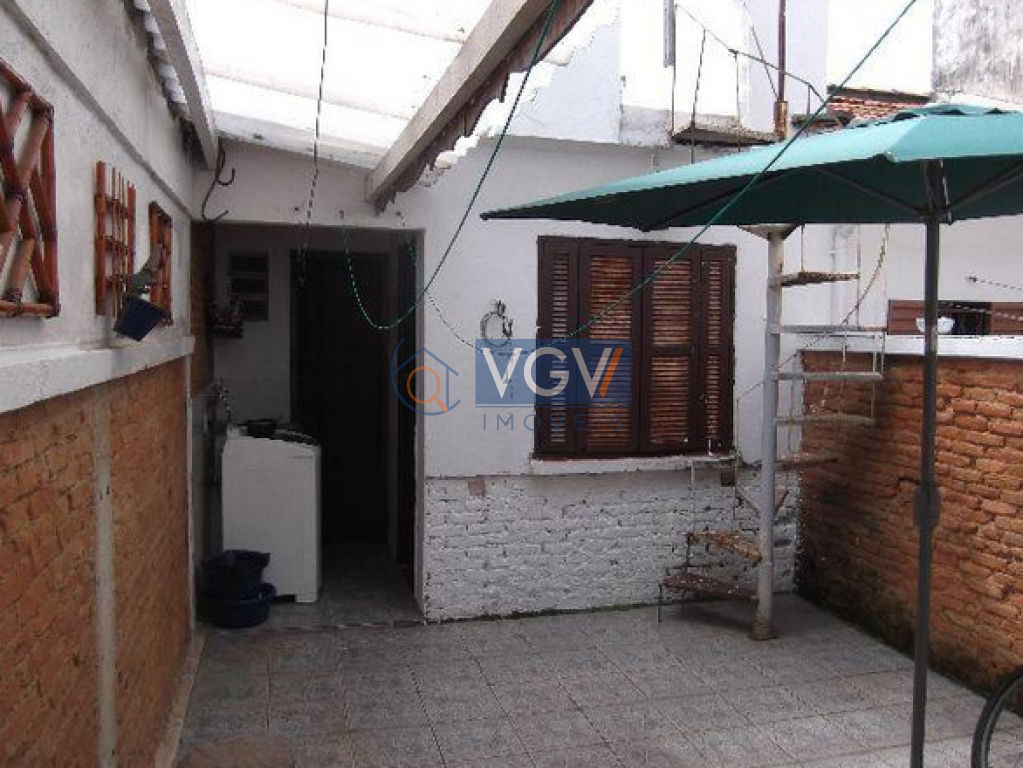 Casa à venda com 2 quartos, 151m² - Foto 6