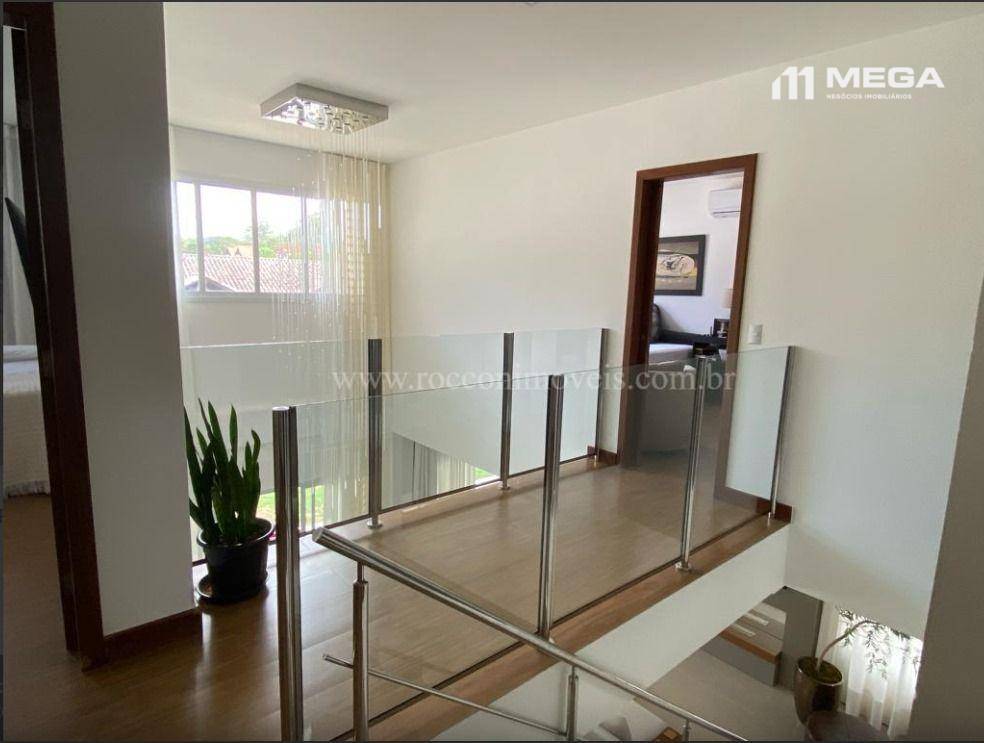 Casa à venda com 4 quartos, 250m² - Foto 12