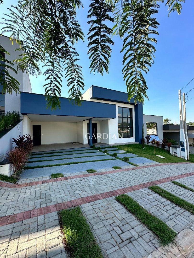 Casa de Condomínio à venda com 3 quartos, 191m² - Foto 2