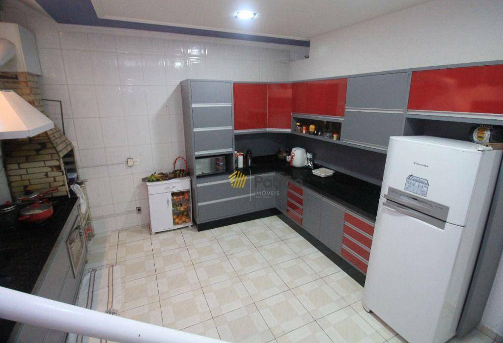 Sobrado à venda com 3 quartos, 211m² - Foto 8