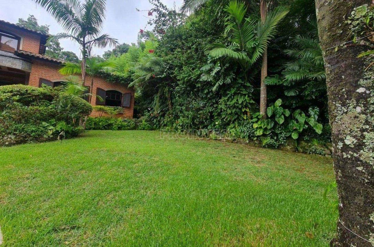 Casa de Condomínio à venda com 4 quartos, 536m² - Foto 2