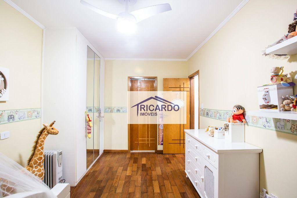 Sobrado à venda com 4 quartos, 250m² - Foto 20