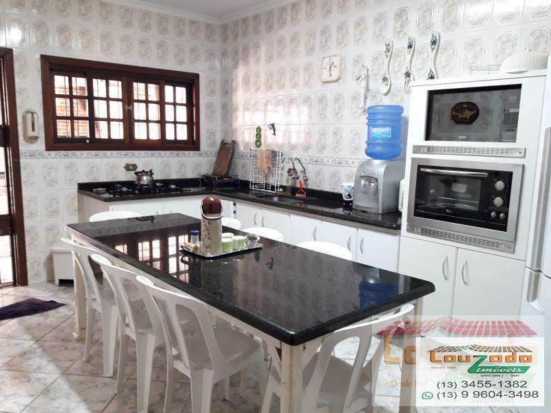 Sobrado à venda com 3 quartos, 250m² - Foto 11