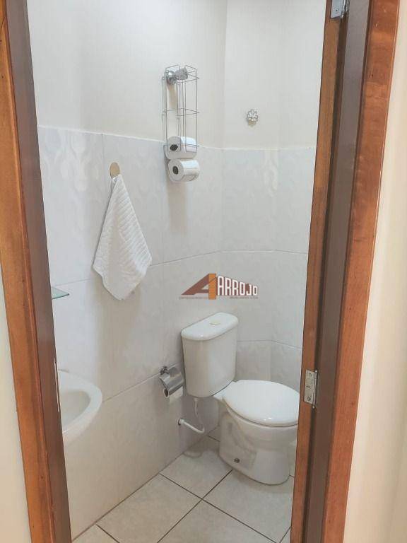 Sobrado à venda com 3 quartos, 90m² - Foto 13