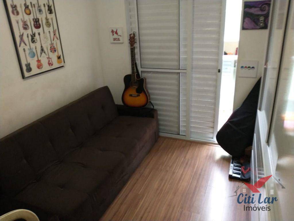 Casa à venda com 3 quartos, 140m² - Foto 4