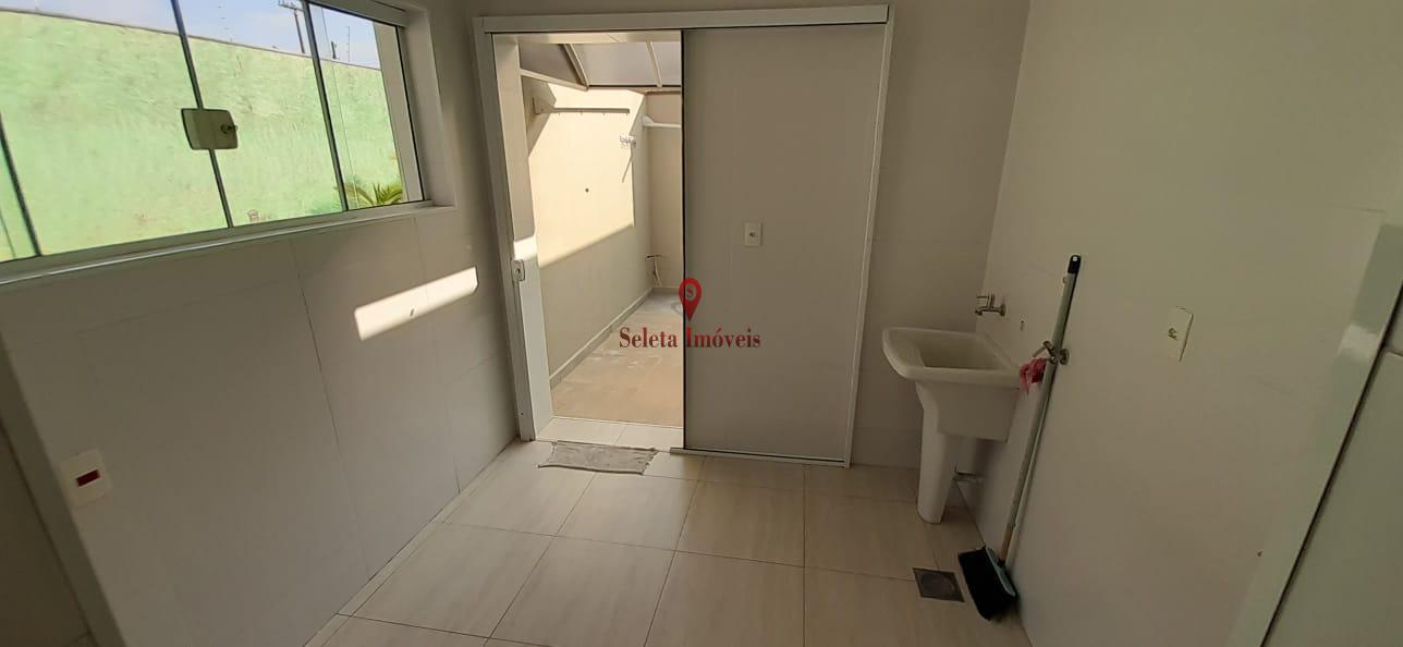 Casa à venda com 1 quarto, 130m² - Foto 19