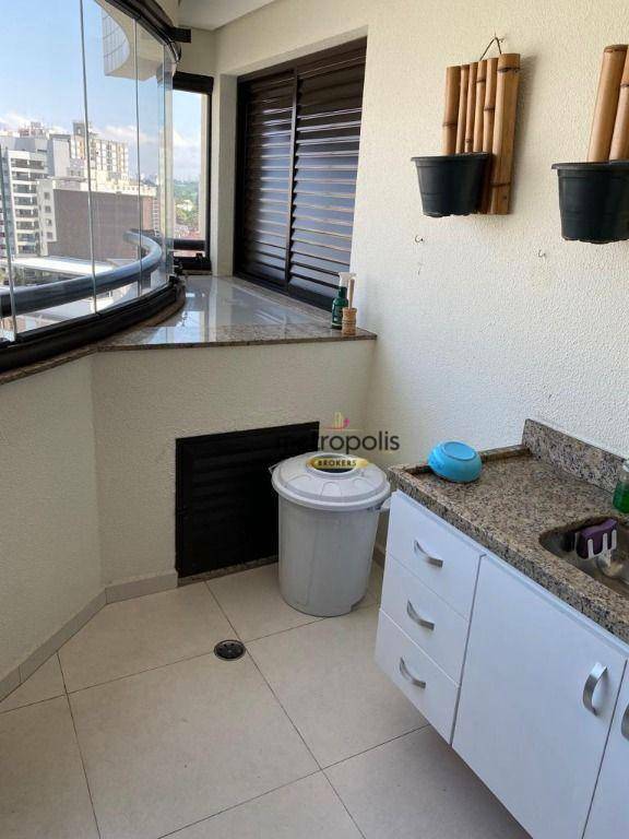 Apartamento para alugar com 3 quartos, 144m² - Foto 9