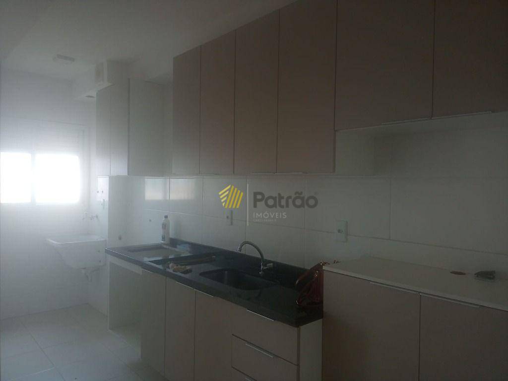 Apartamento à venda com 2 quartos, 63m² - Foto 14