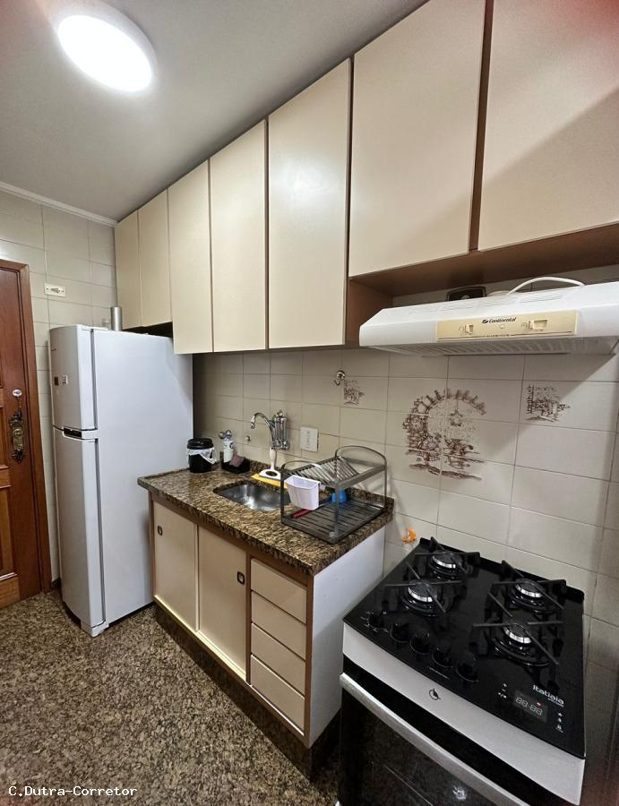 Apartamento à venda com 2 quartos, 59m² - Foto 12