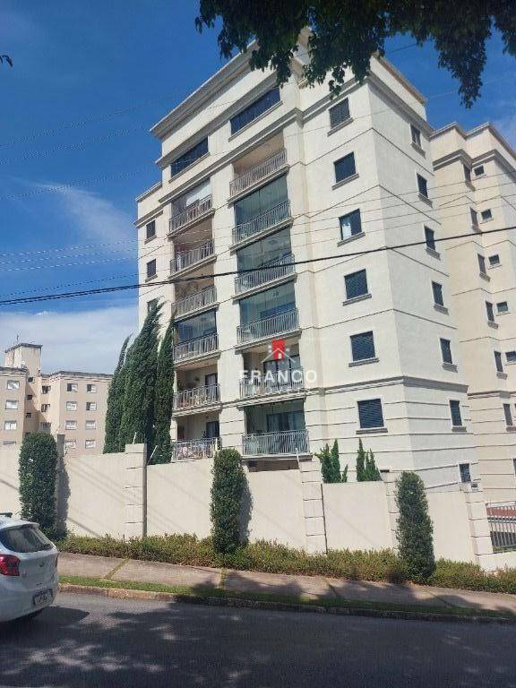 Apartamento à venda com 3 quartos, 80m² - Foto 2