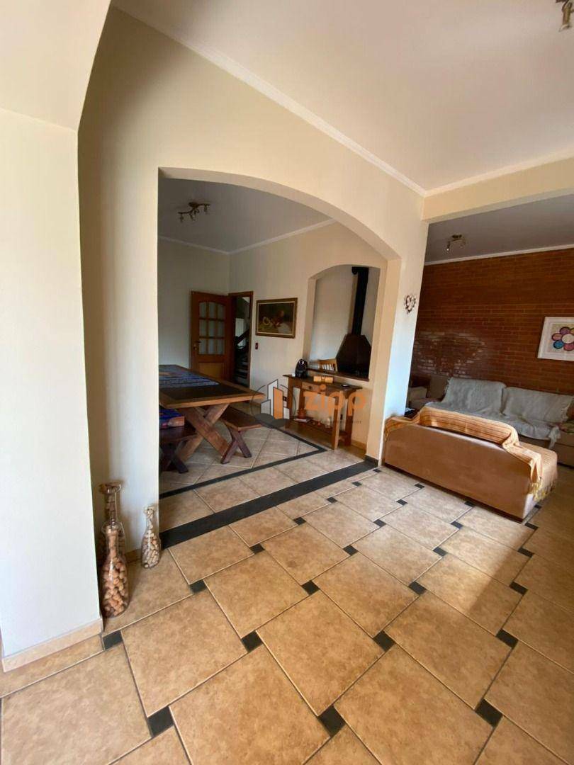 Sobrado à venda com 4 quartos, 280m² - Foto 3