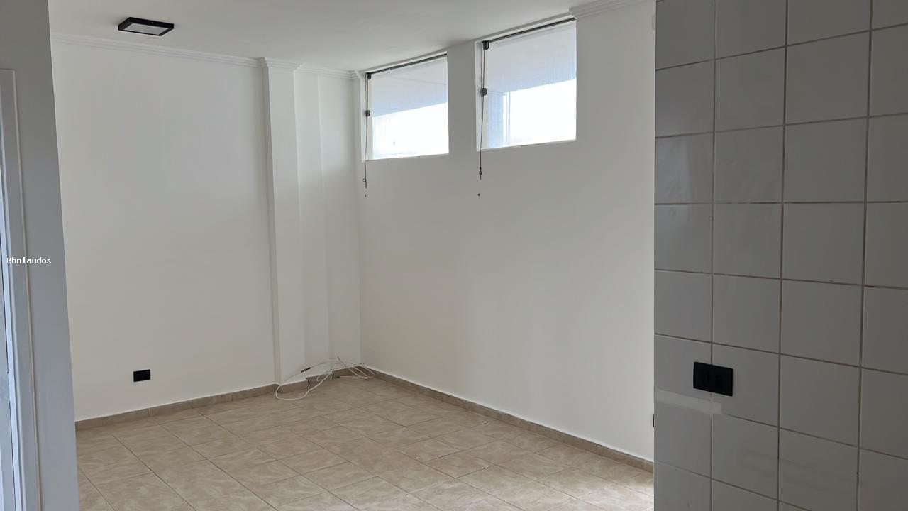 Apartamento para alugar com 2 quartos, 70m² - Foto 16