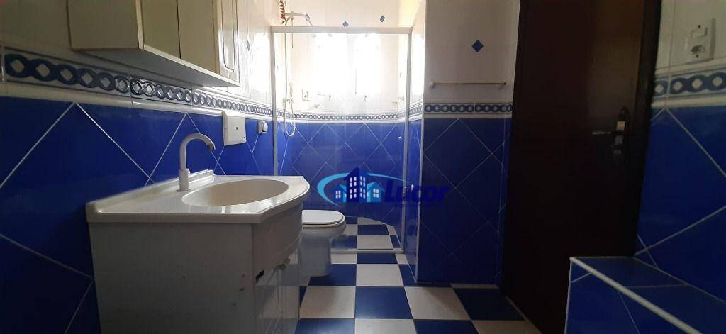 Sobrado à venda e aluguel com 3 quartos, 150m² - Foto 8