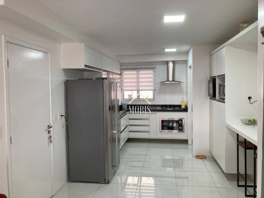 Apartamento à venda com 3 quartos, 128m² - Foto 11