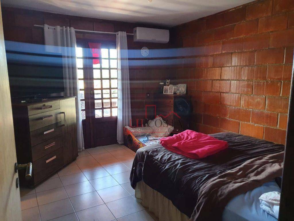 Casa de Condomínio à venda com 5 quartos, 360m² - Foto 18