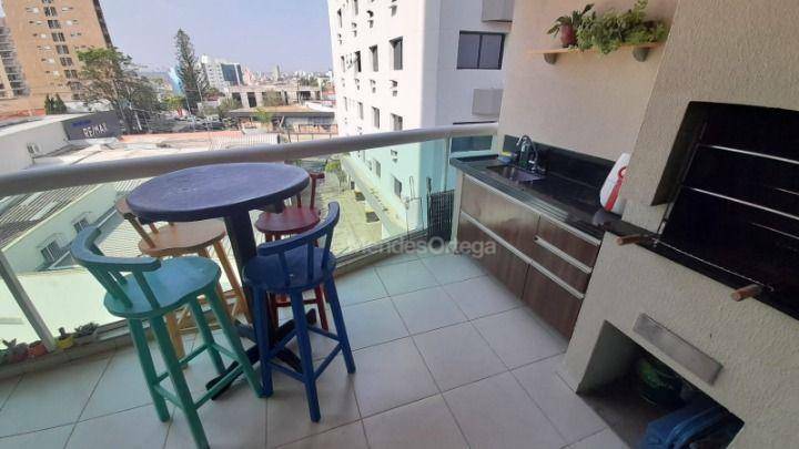 Apartamento à venda com 3 quartos, 108m² - Foto 9