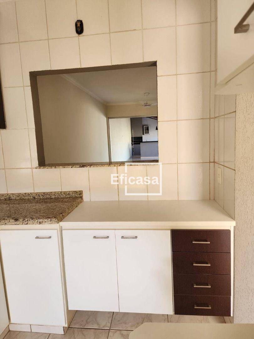 Casa de Condomínio à venda e aluguel com 3 quartos, 120m² - Foto 1