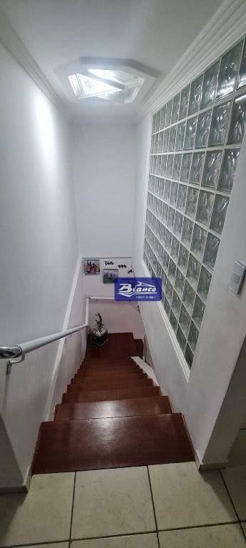 Sobrado à venda com 3 quartos, 125m² - Foto 11