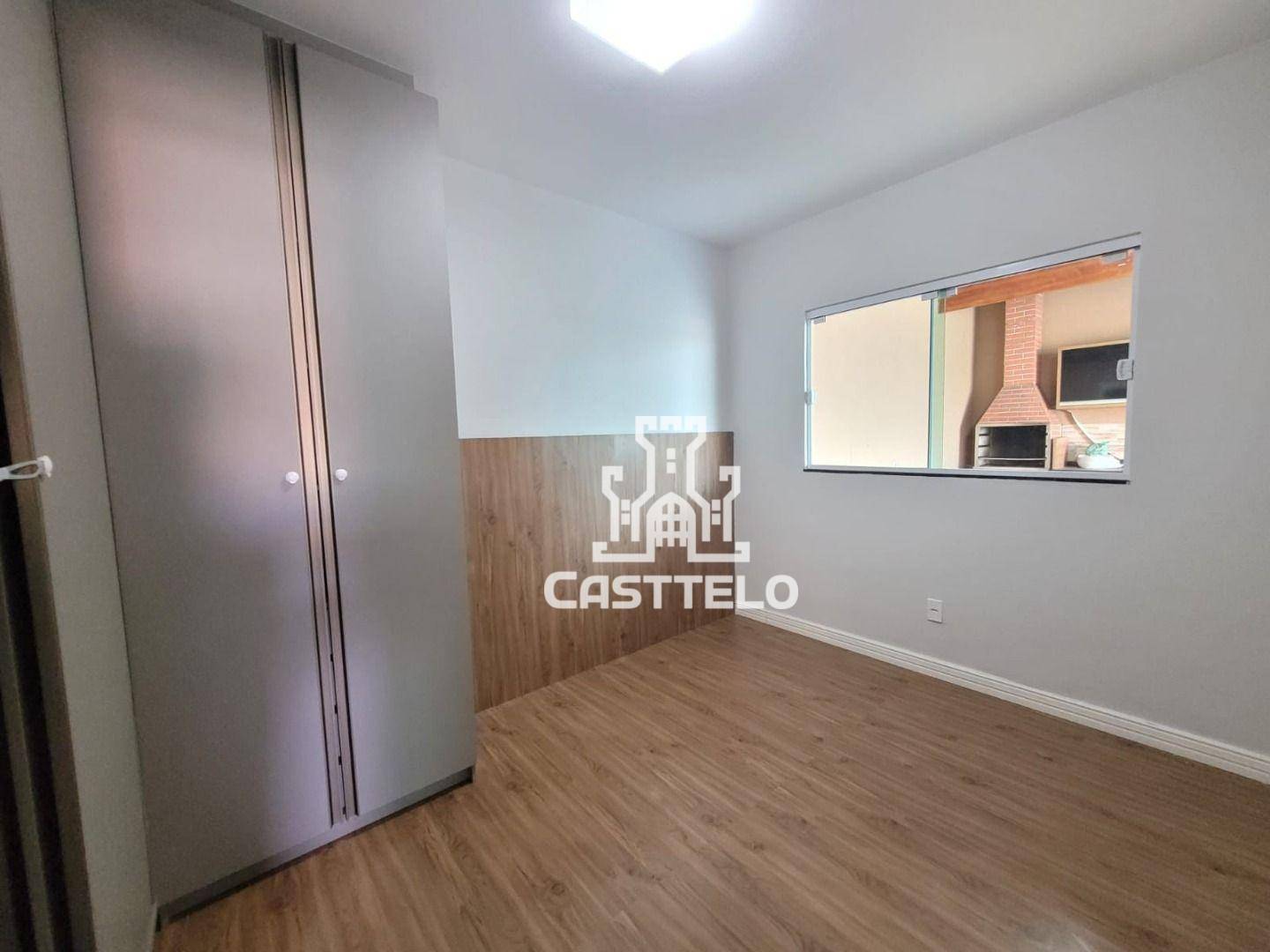 Casa à venda com 2 quartos, 130m² - Foto 14