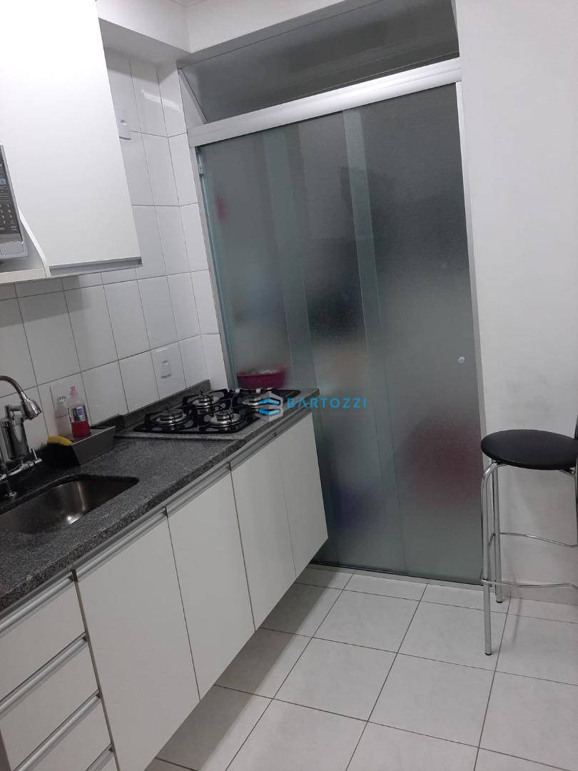 Apartamento à venda com 2 quartos, 49m² - Foto 7