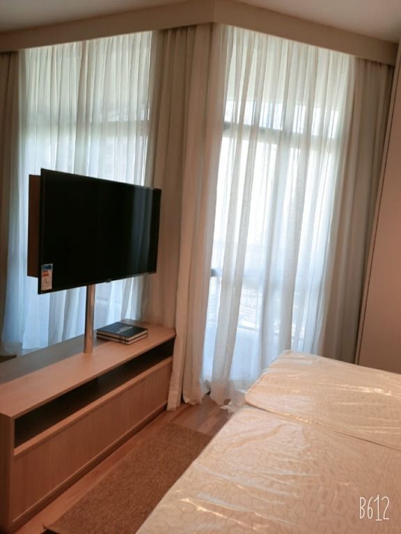 Apartamento para alugar com 2 quartos, 62m² - Foto 27