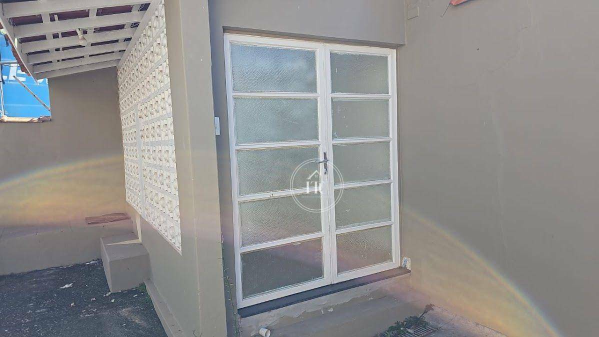 Casa para alugar com 3 quartos, 447m² - Foto 16