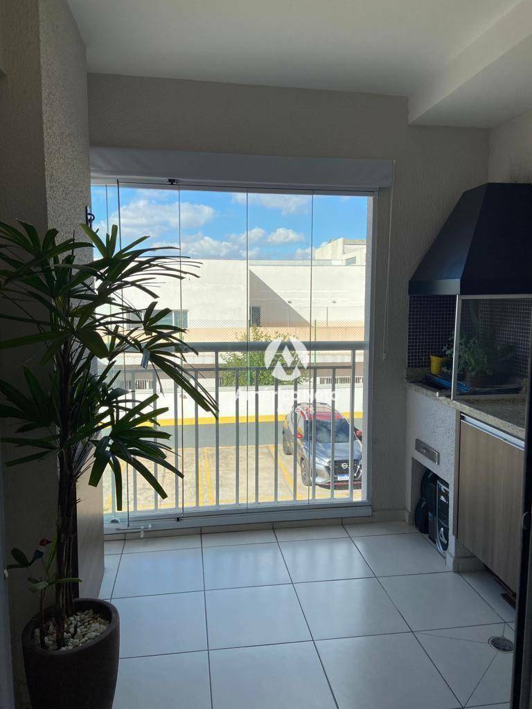 Apartamento à venda com 2 quartos, 67m² - Foto 1