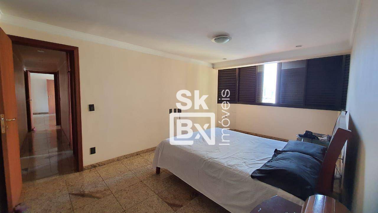 Apartamento à venda com 4 quartos, 208m² - Foto 15