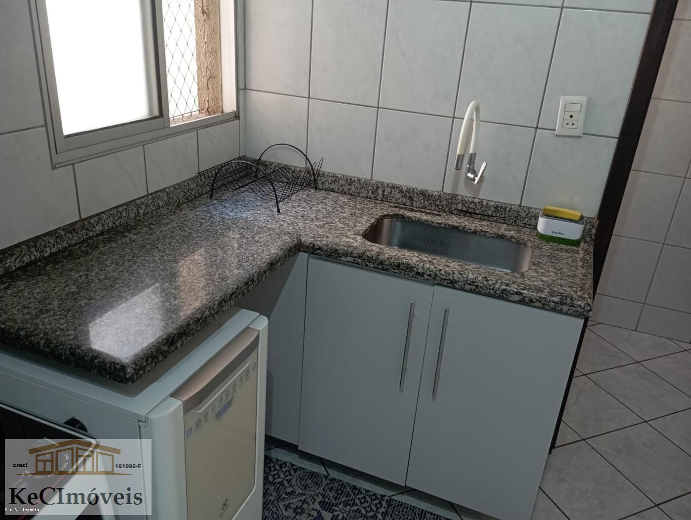 Apartamento à venda com 2 quartos, 72m² - Foto 21