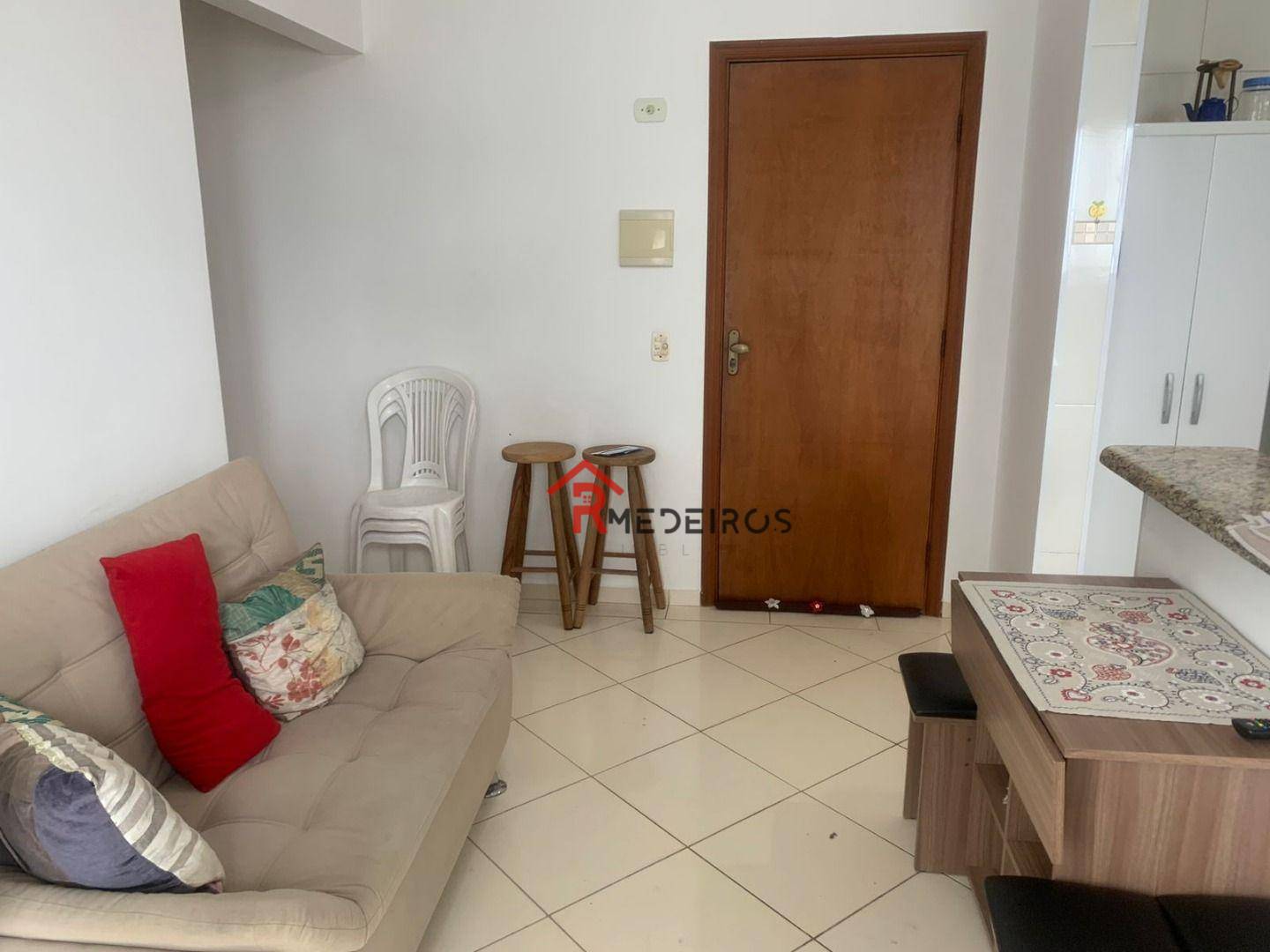 Apartamento à venda com 1 quarto, 45m² - Foto 4