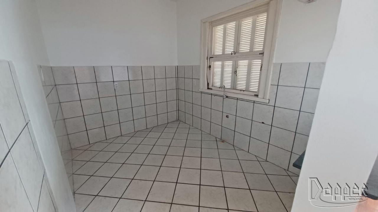 Casa à venda com 4 quartos, 216m² - Foto 8