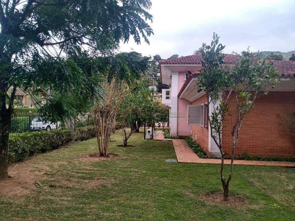 Casa de Condomínio à venda com 7 quartos, 594m² - Foto 4