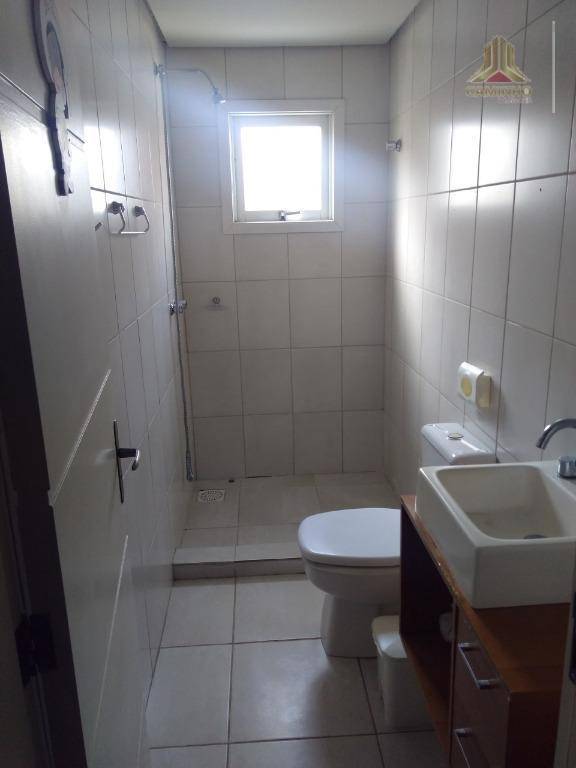 Casa de Condomínio à venda com 3 quartos, 216m² - Foto 10