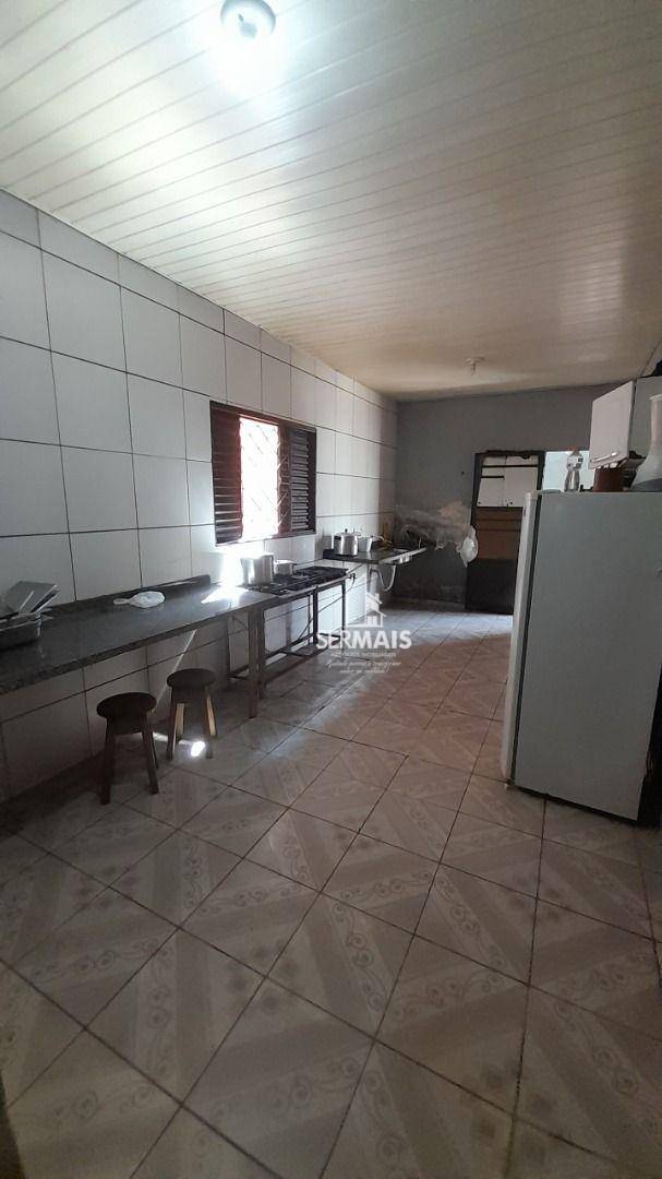 Casa à venda com 2 quartos, 160m² - Foto 11