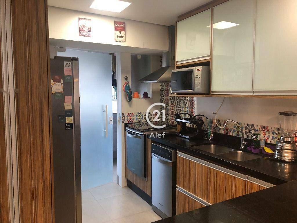 Apartamento à venda com 3 quartos, 123m² - Foto 24