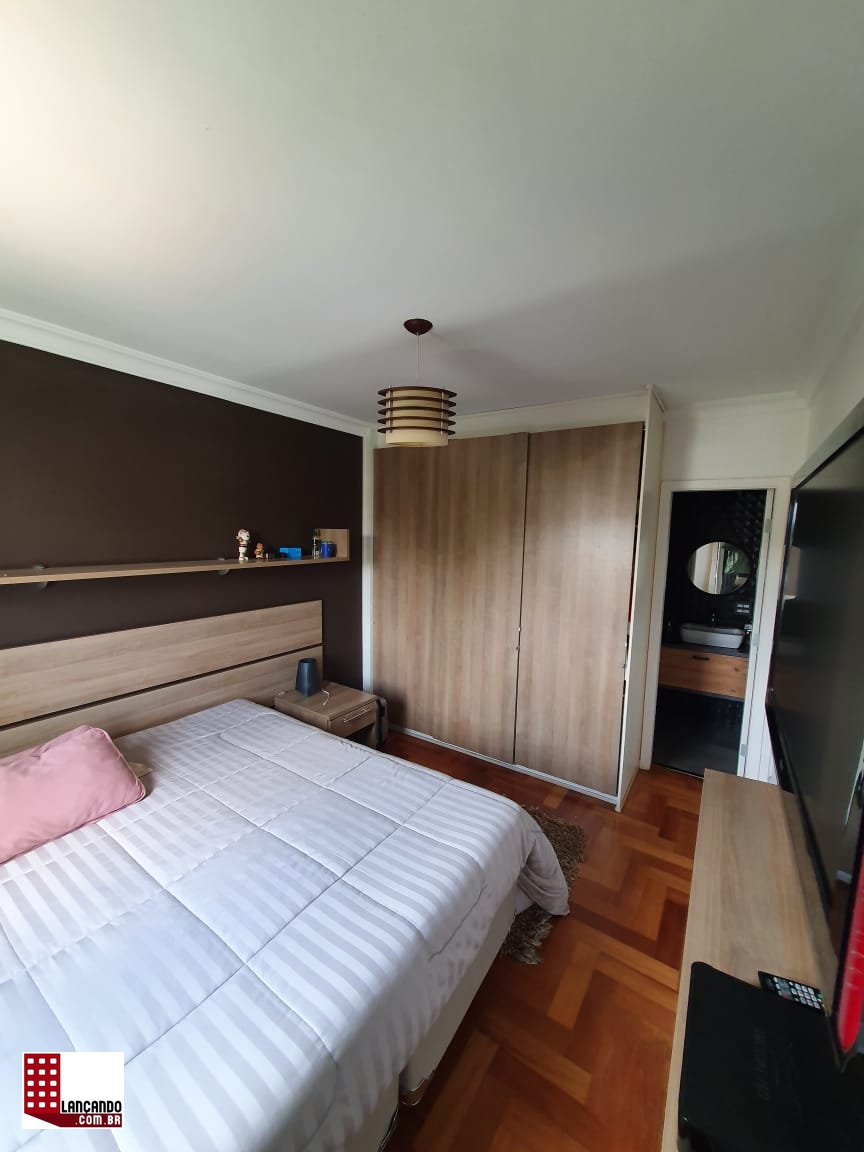 Apartamento à venda com 2 quartos, 75m² - Foto 4