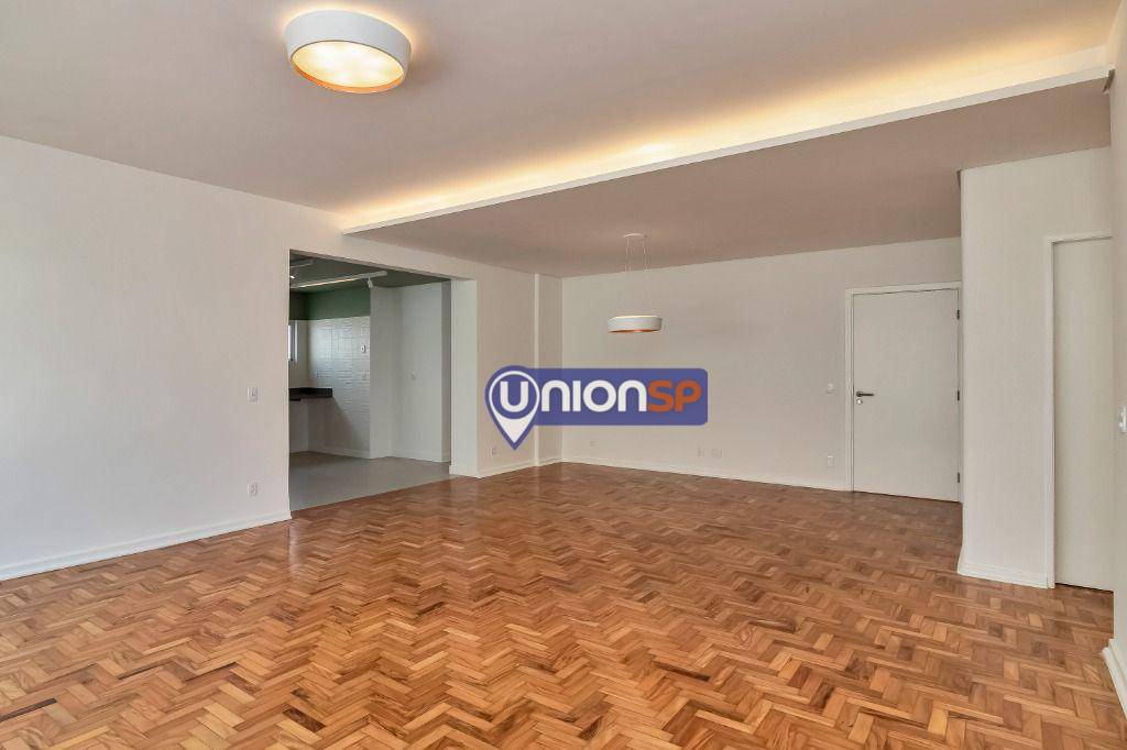 Apartamento à venda com 3 quartos, 180m² - Foto 3