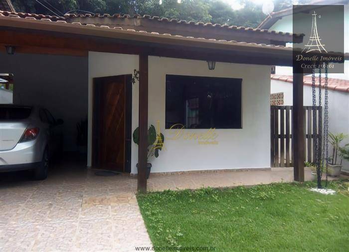 Casa de Condomínio à venda com 2 quartos, 160m² - Foto 1